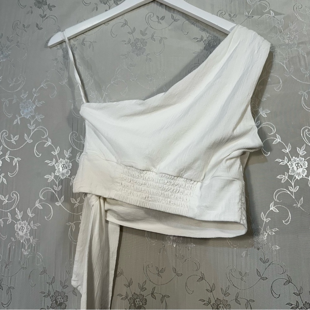 Free People White One-Shoulder Wrap Crop Top Size Medium - Picture 6 of 7